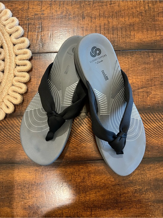Clarks Shoes - Clarks Women’s Cloudstepper Black Fabric Cushioned Thong Sandals Size 9